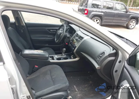 2015 Nissan Altima 2.5 S from USA, damaged, VIN 1N4AL3AP0FN399034